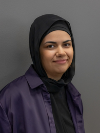 Poträttbild av Nora Khalil