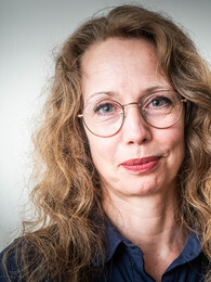 Poträttbild av Sara Gordan