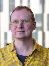 Poträttbild av Jonas Gren