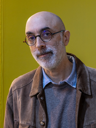 Poträttbild av Eduardo Halfon