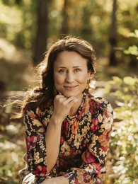 Poträttbild av Louise Strömberg